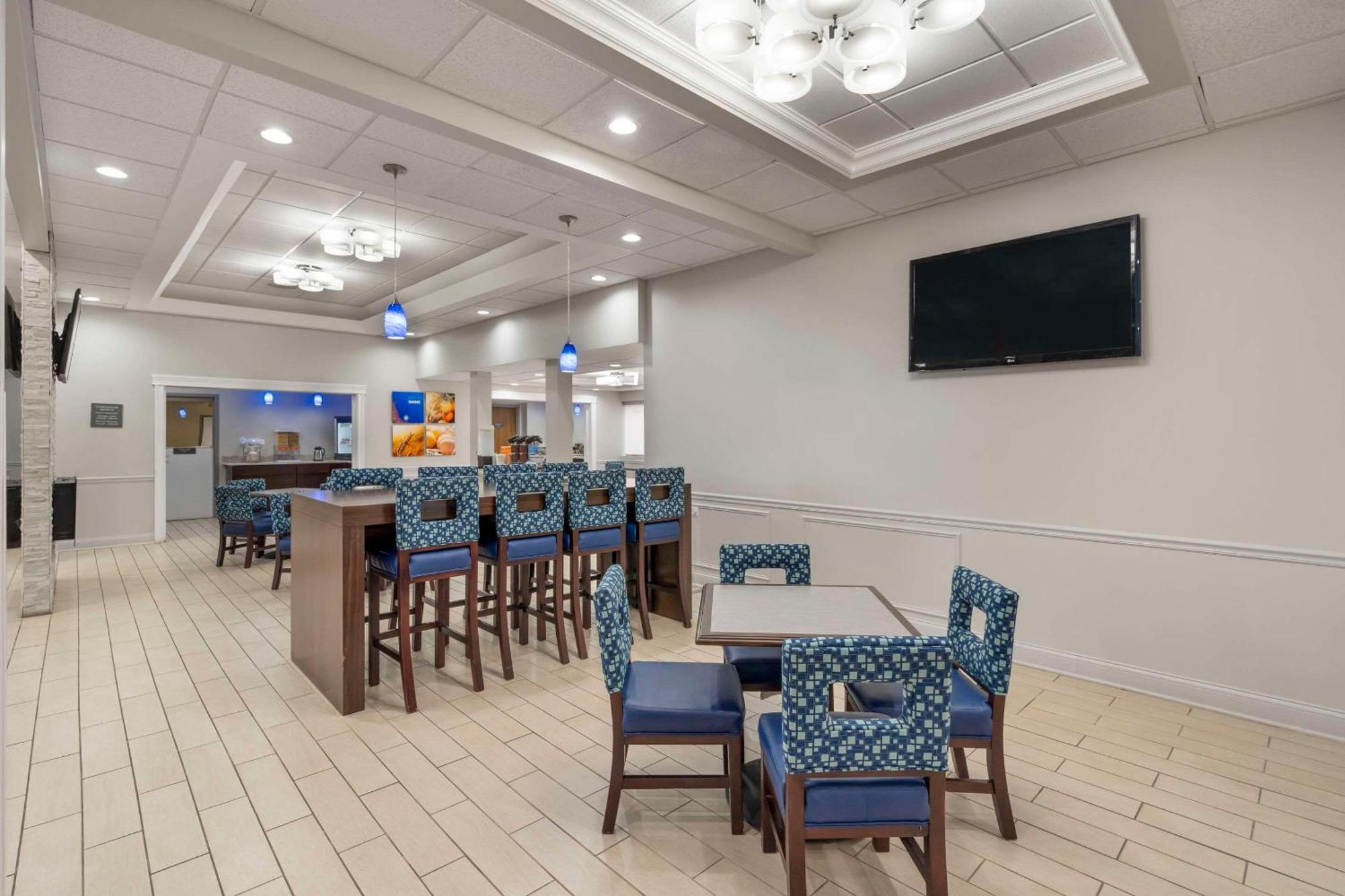 Comfort Inn & Suites Mundelein-Vernon Hills Εξωτερικό φωτογραφία